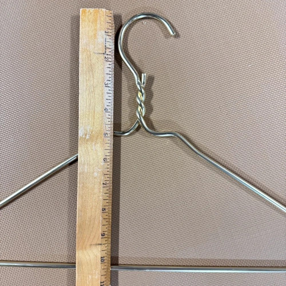 Set of 8 Gold Twist Aluminum Metal Hangers